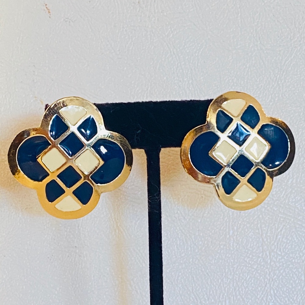 Vintage Don-Lin Blue/Ivory Enamel Earrings